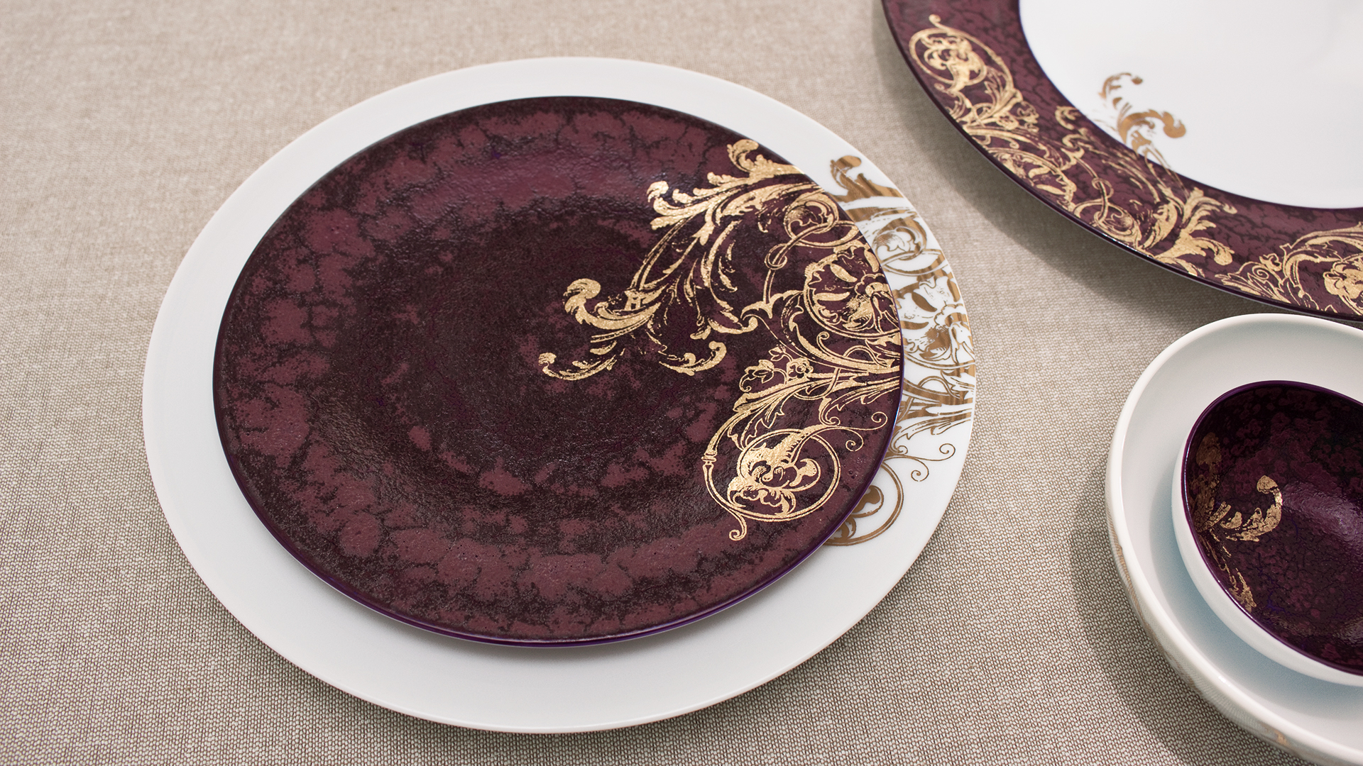 ROMANTIC VELVET